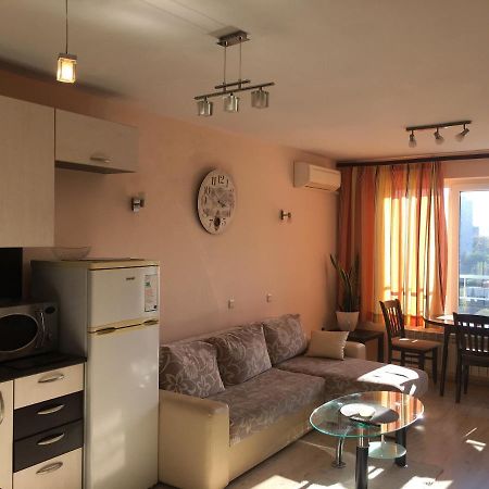 Апартамент Зорница Apartment Burgas Exterior photo
