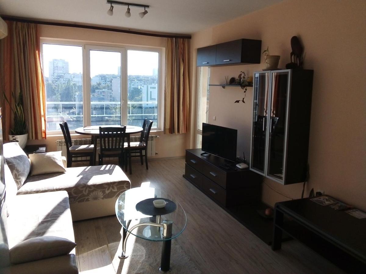 Апартамент Зорница Apartment Burgas Exterior photo