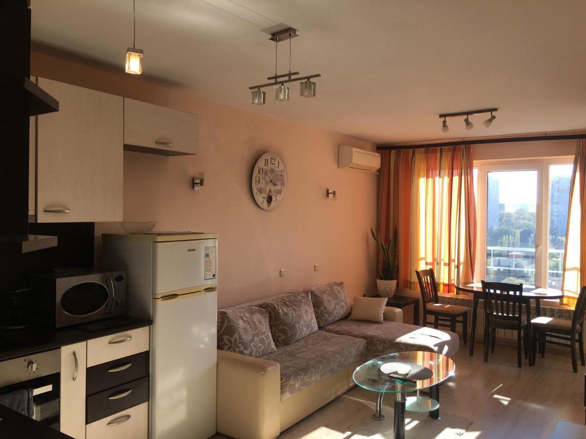 Апартамент Зорница Apartment Burgas Exterior photo